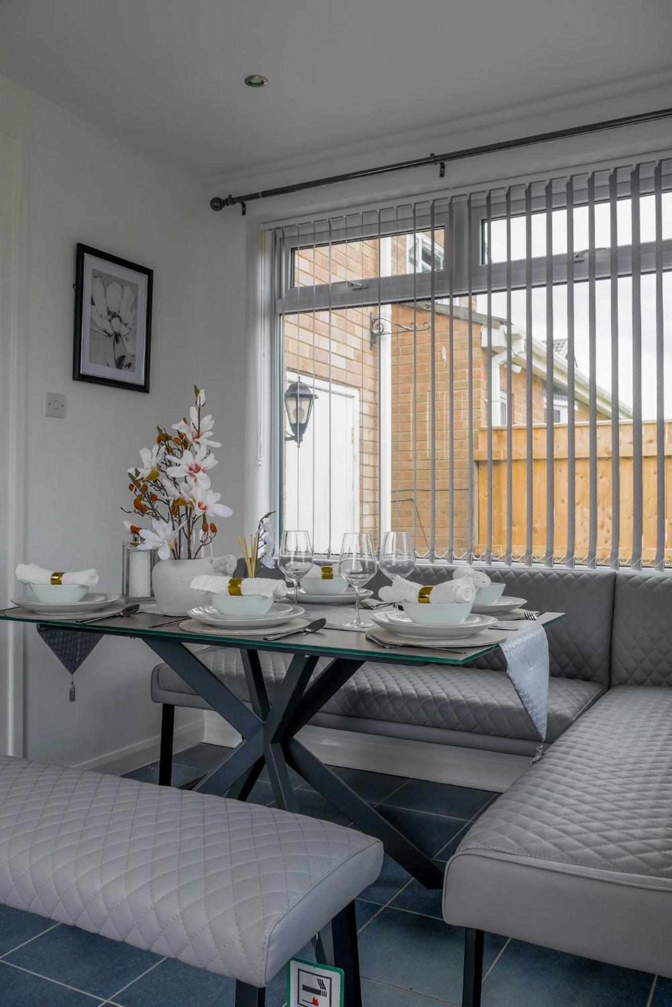 Modern 4 Bedroom Detatched House Stockton-on-Tees Ngoại thất bức ảnh
